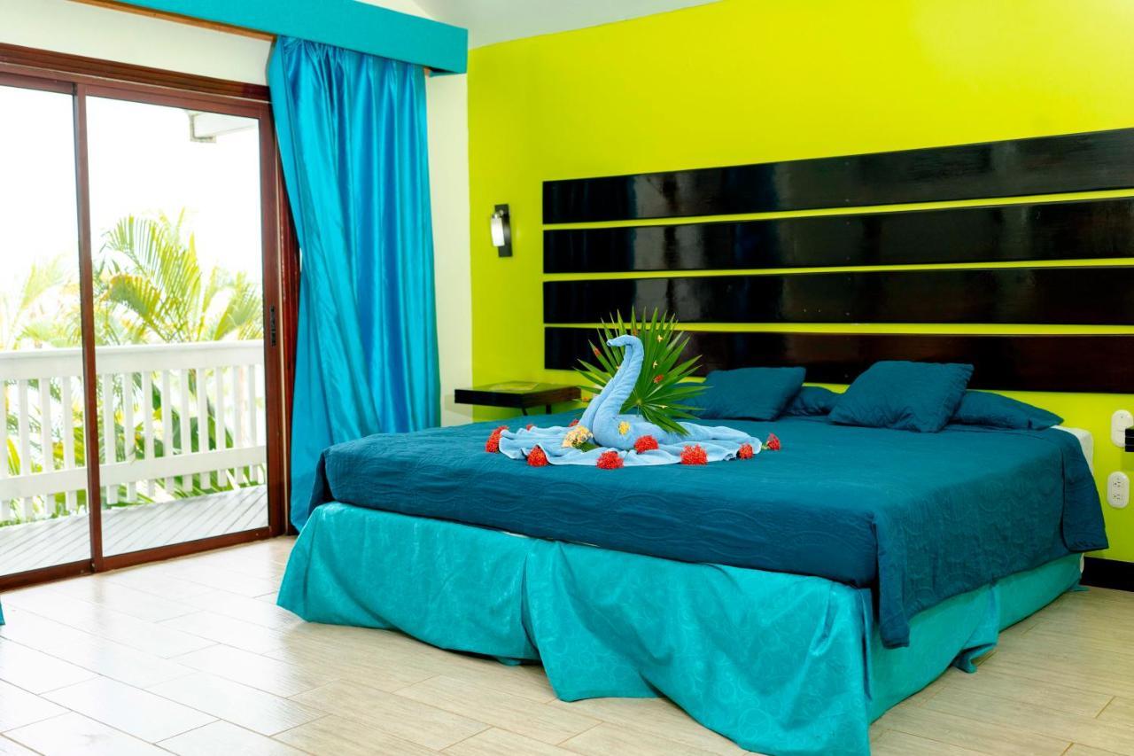 Fantasy Island Beach Resort And Marina First Bight Eksteriør billede