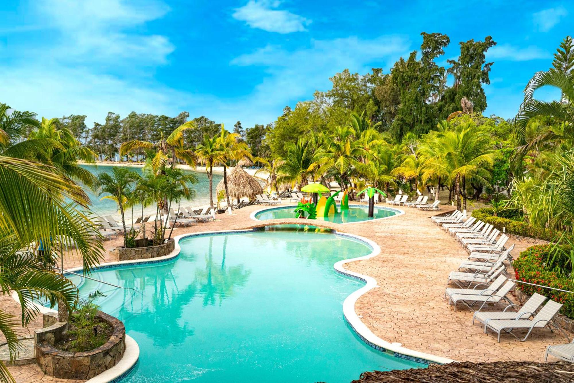 Fantasy Island Beach Resort And Marina First Bight Eksteriør billede
